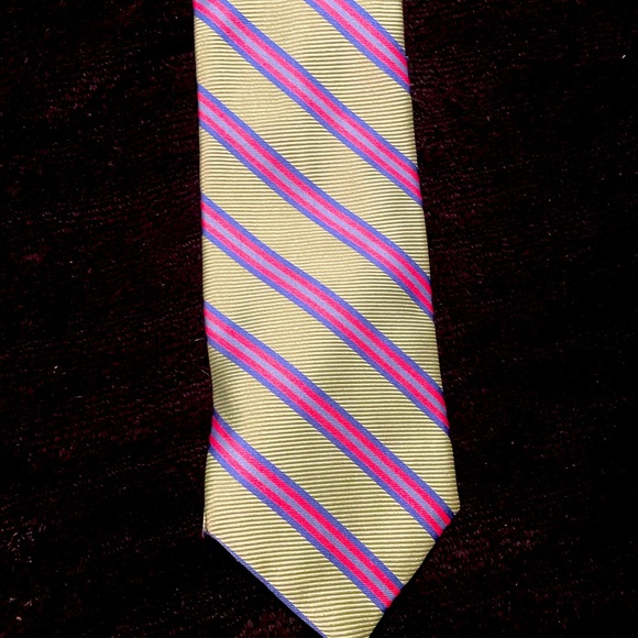 Brooks Brothers Men’s Tie. Beautiful Pink and Green Necktie - Picture 2 of 4